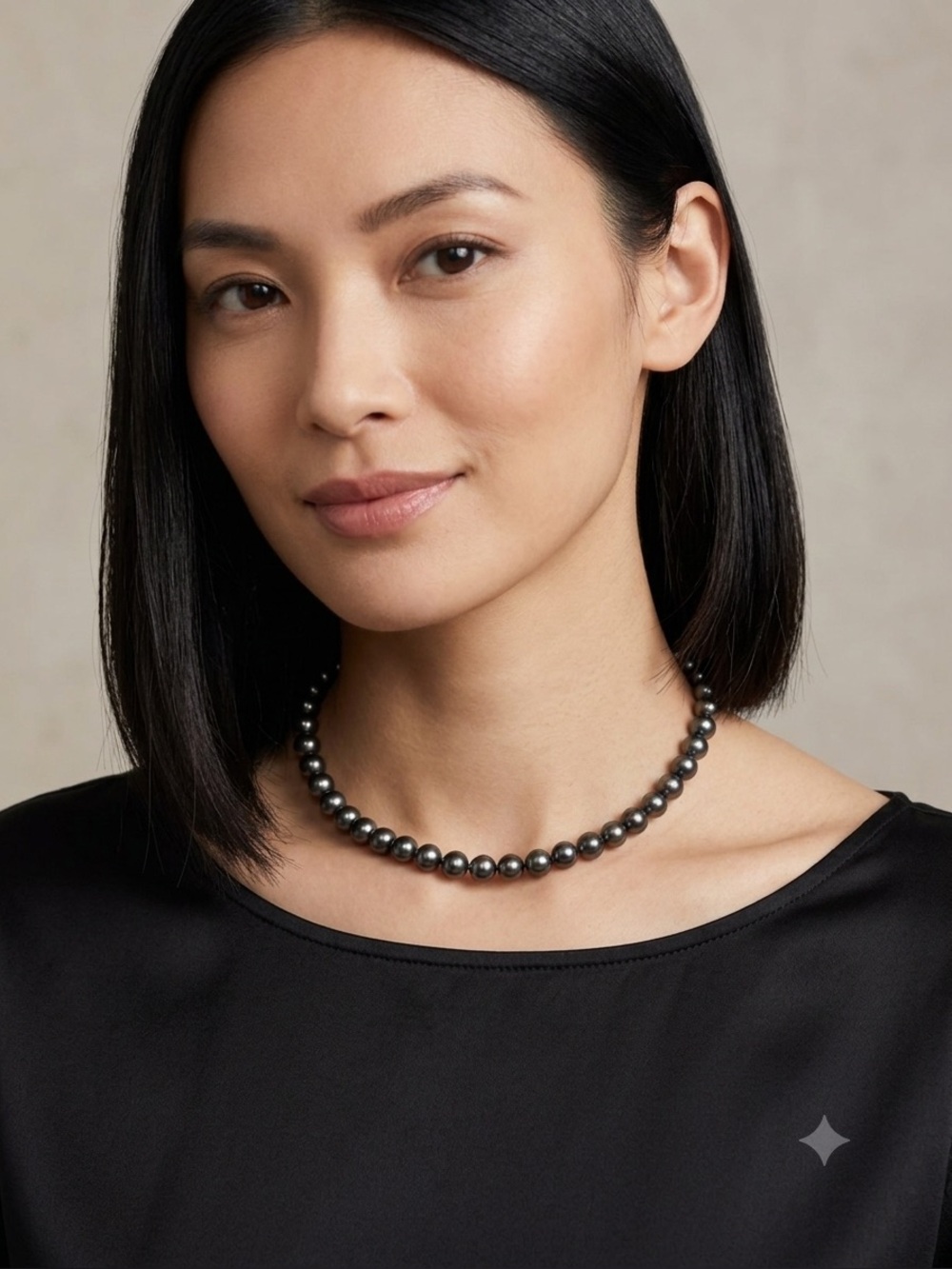 Vintage Black Pearl Bead Necklace - Classic Women Jewelry